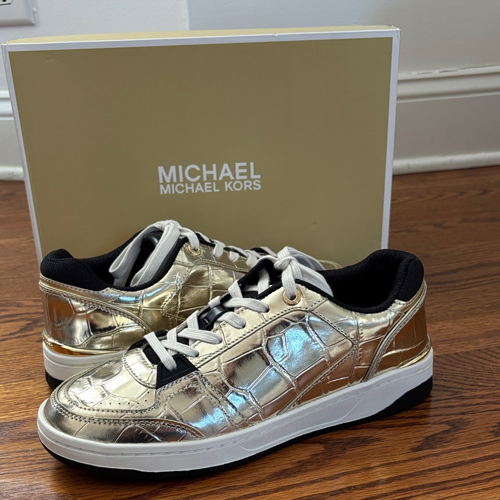 Michael Kors Revel Lace up Sneaker Shoes Croc embossed Leather Pale Gold Sz 8